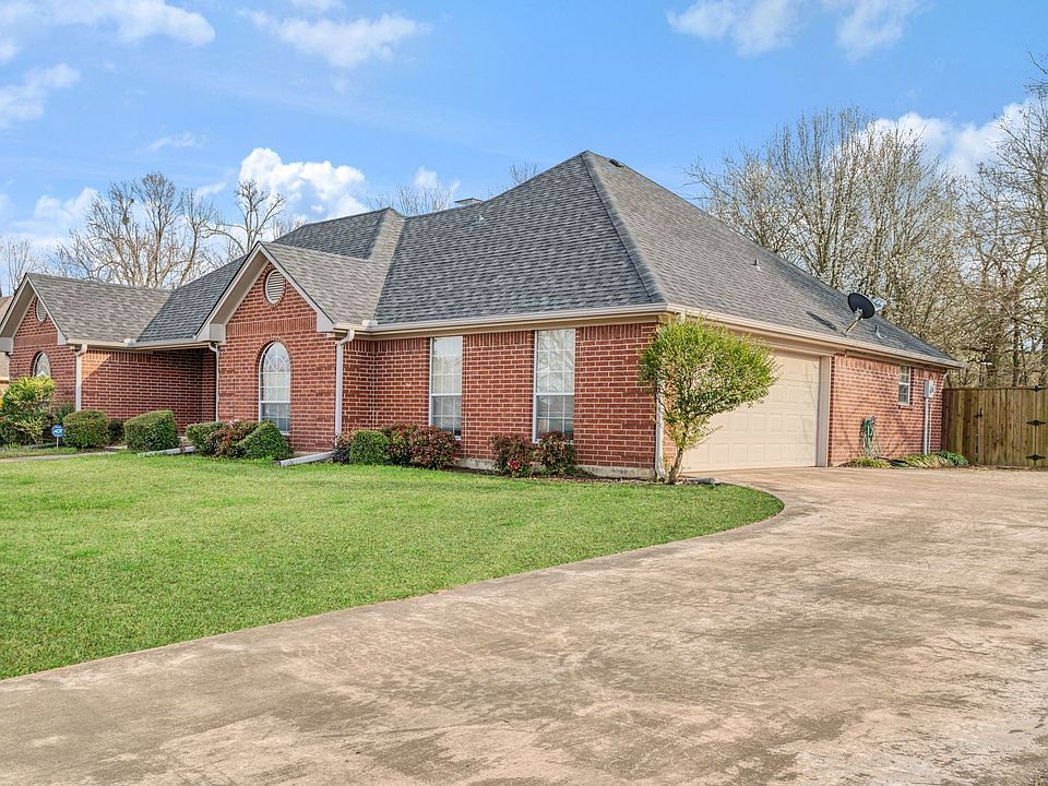 1st image of 3650 Brownwood Dr