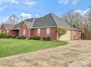 3650 Brownwood Dr, Paris, TX 75462