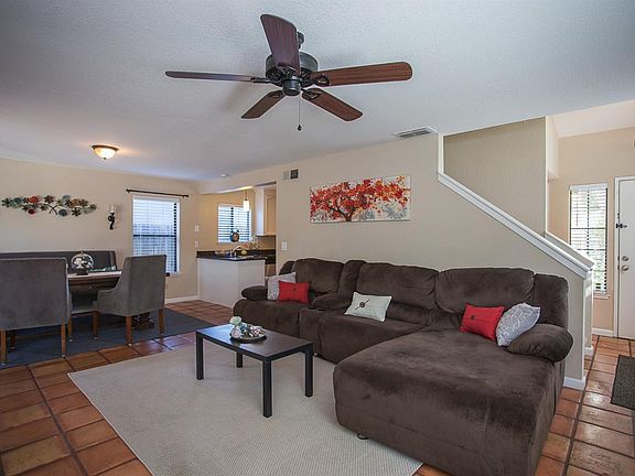 5th image of 305 Greenmore Way