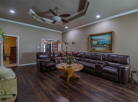 2nd image of 1081 Westgrove Dr