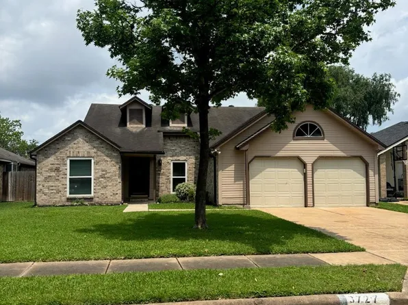 3727 Bartons Ln, Sugar Land, TX 77479