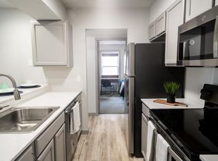 203 E Healey St #Z8CJ9MZKC, Champaign, IL 61820