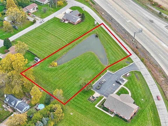 4th image of 104 Birchwood Dr