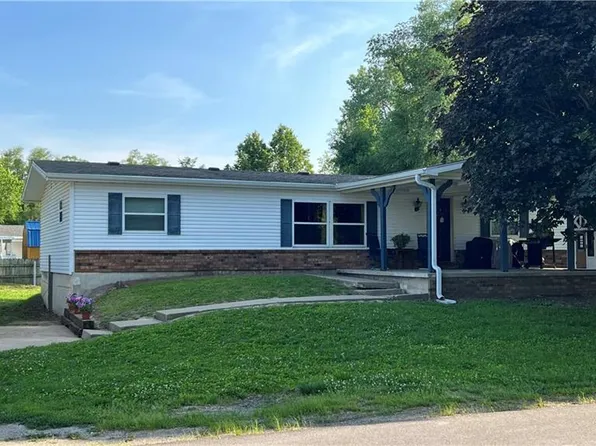 6601 Brown St, Saint Joseph, MO 64504