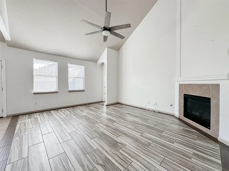 20319 Little Wing Dr — Photo 18