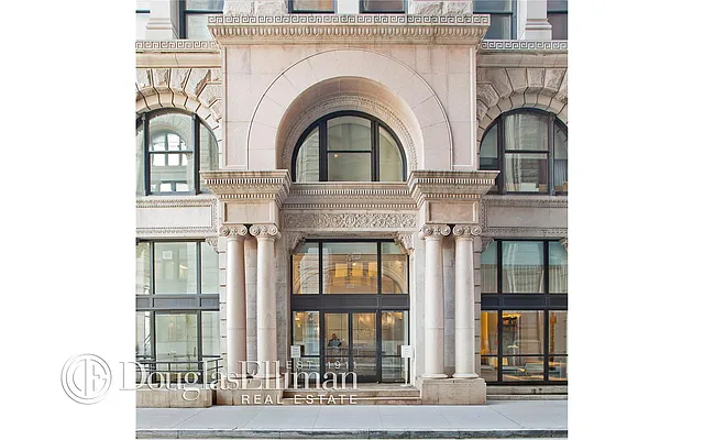 Rented by Douglas Elliman | media 22