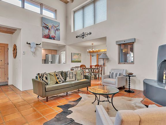 2nd image of 2708 Herradura Rd Unit C