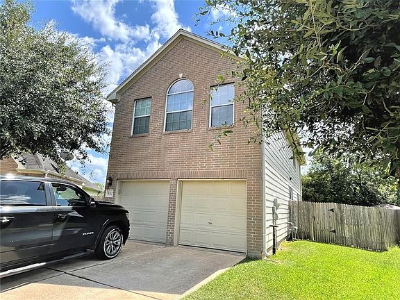 3rd image of 9010 Clearwood Landing Blvd