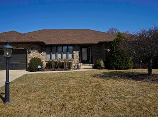 721 Krpan Ct, Dekalb, IL 60115