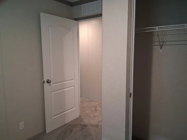 Freeland — Photo 12