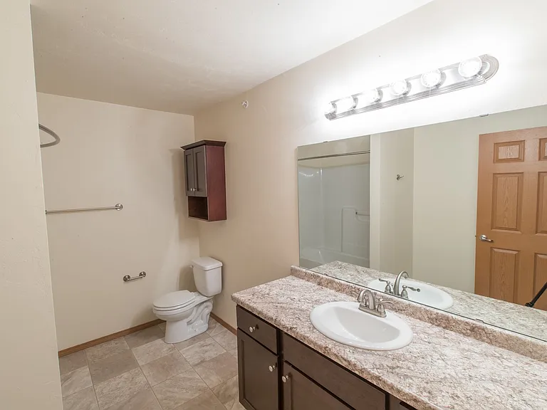 228 Baker Blvd — Photo 21