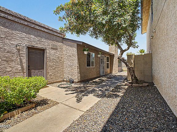 4th image of 4054 E CONTESSA Street