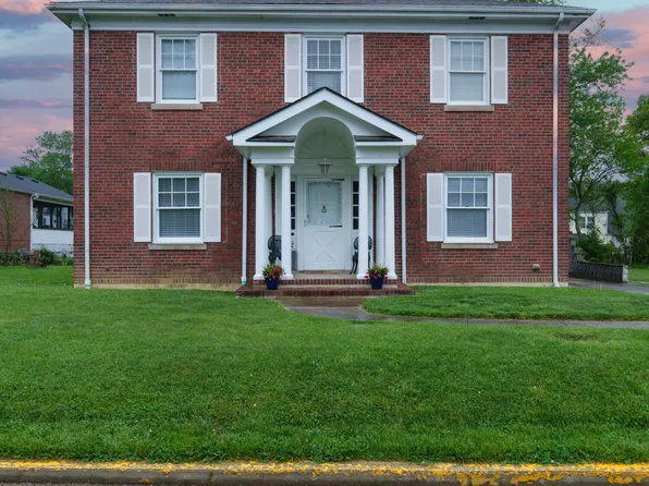 220 Bays Ave, Morehead, KY 40351