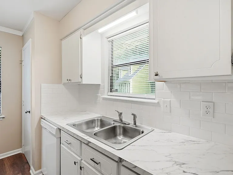 4501 Hezekiah Pl — Photo 21