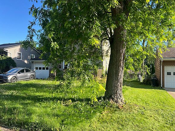 2nd image of 206 Essex Rd