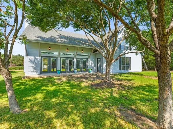 239 Lakewood Rd, Trinidad, TX 75163