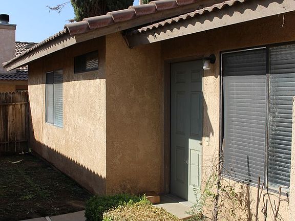 3rd image of 8609 Lyn River Ct APT A