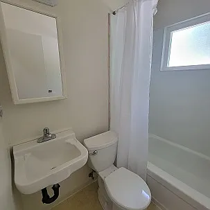 1026 Hazel St #C — Photo 13