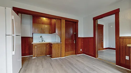 5 Pine St Photo 1
