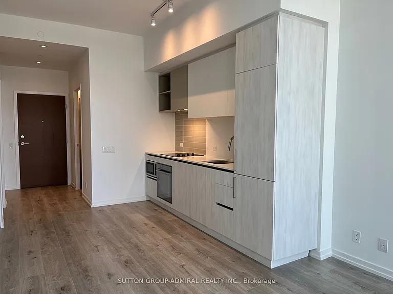 7890 Jane St #4005 — Photo 4