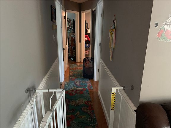 3rd image of 1603 N Gardiner Dr