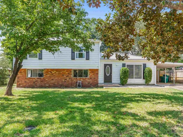 111 Jamestown Ave, Fort Walton Beach, FL 32547