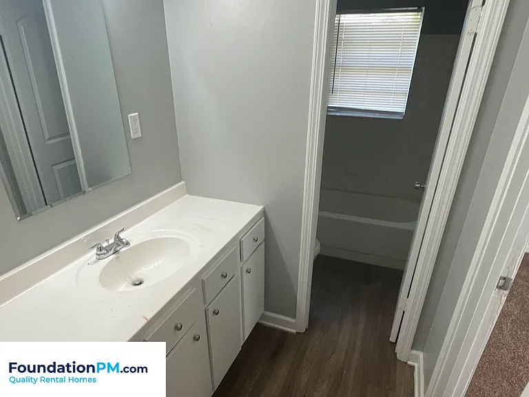 4100 Maumee St — Photo 5