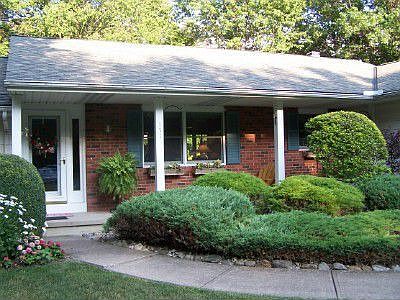 2nd image of 151 Fredericksberg Dr