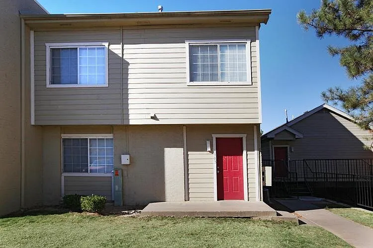 7000 W Britton Rd #7000 — Photo 2