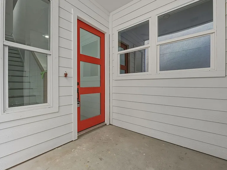 117 Capetown Ln — Photo 6