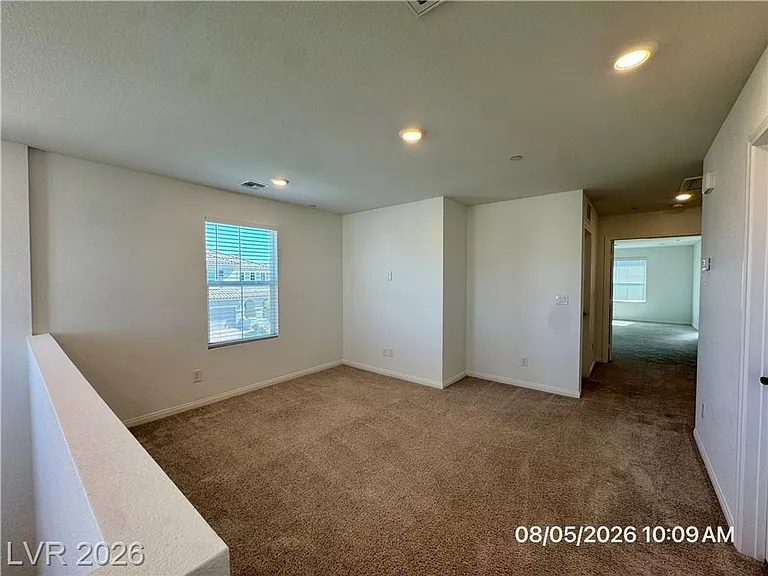 2602 Cava Tirreni St — Photo 25