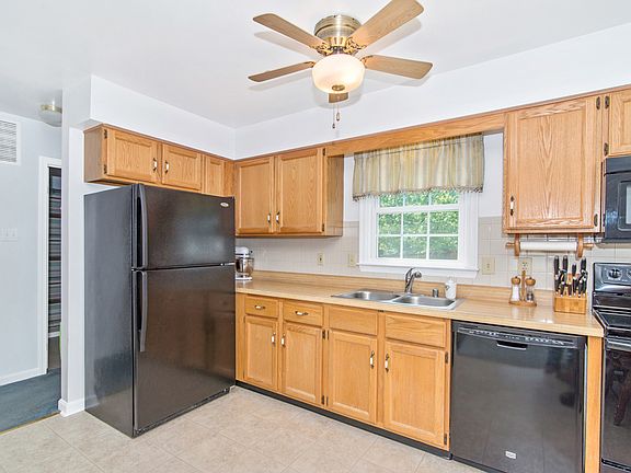 5th image of 1 Tannery Ct