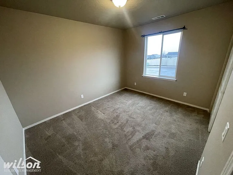 5300 Sage Way — Photo 12