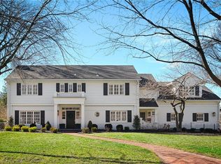 6430 Belinder Ave E, Prairie Village, KS 66208