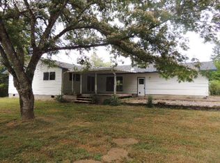 90200 Greenwood Dr, Leaburg, OR 97489