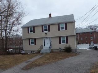 152 Utica St APT 3, Quincy, MA 02169