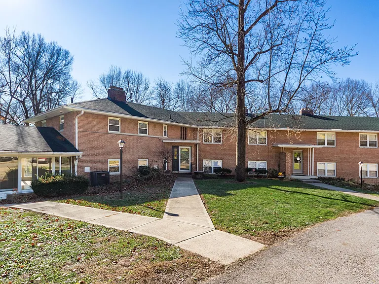 2591 Charing Rd #E — Photo 34