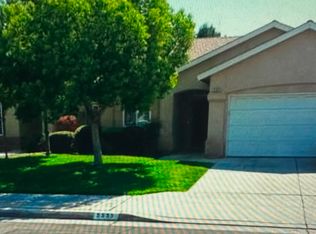 5595 W Holland Ave, Fresno, CA 93722