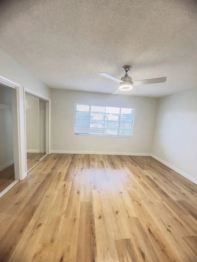 212 W. Plymouth St.. — Photo 1