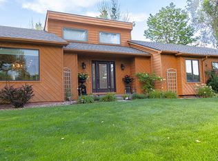 240 Country Club Dr, Sterling, CO 80751