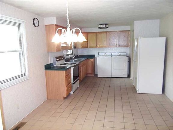 3rd image of 7160 Marla Dr