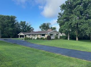 1 N Cavanaugh Ct, Salem, IN 47167