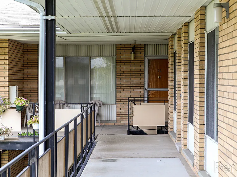 Rochester House Apartments — Photo 1