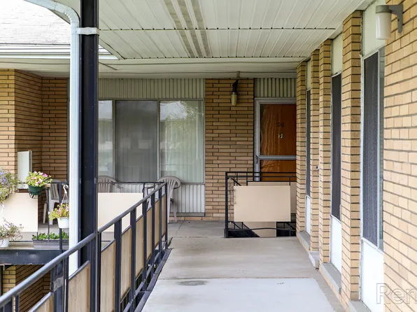 Rochester House Apartments, 2540 Rochester Rd #4f9026d86, Royal Oak, MI 48073