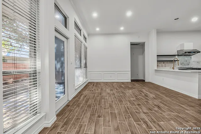 111 Westwood Way — Photo 10