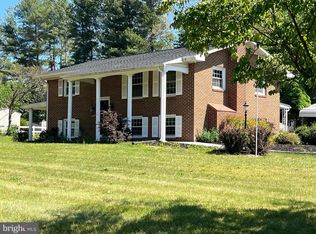 12 Essex Rd, Grottoes, VA 24441