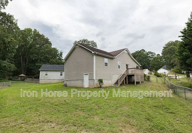 357 Mary Alice Dr — Photo 19
