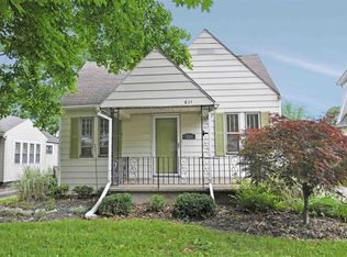 821 E Oakside St, South Bend, IN
