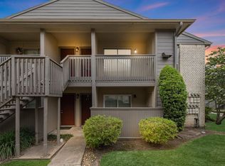 1900 Bay Area Blvd #214, Houston, TX 77058