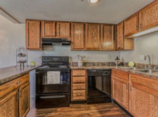 8951 Reeder St #1007, Overland Park, KS 66214